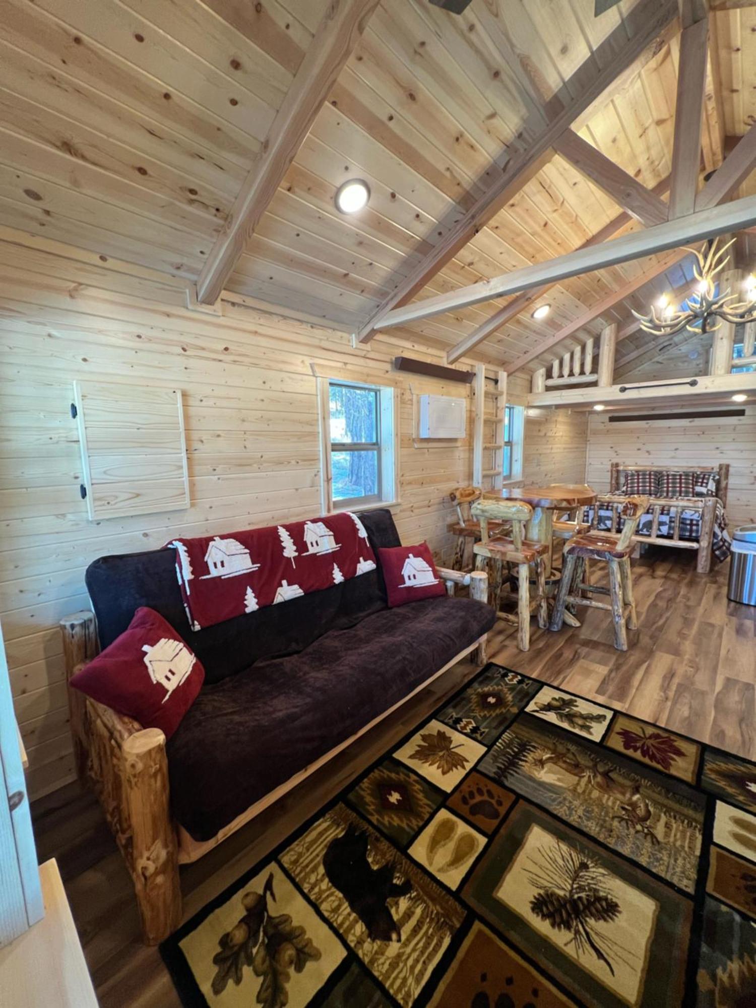 The Lodge At Devils Tower エクステリア 写真