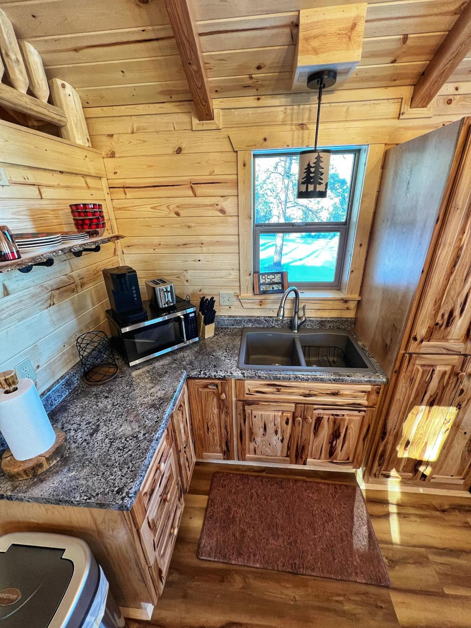 The Lodge At Devils Tower エクステリア 写真