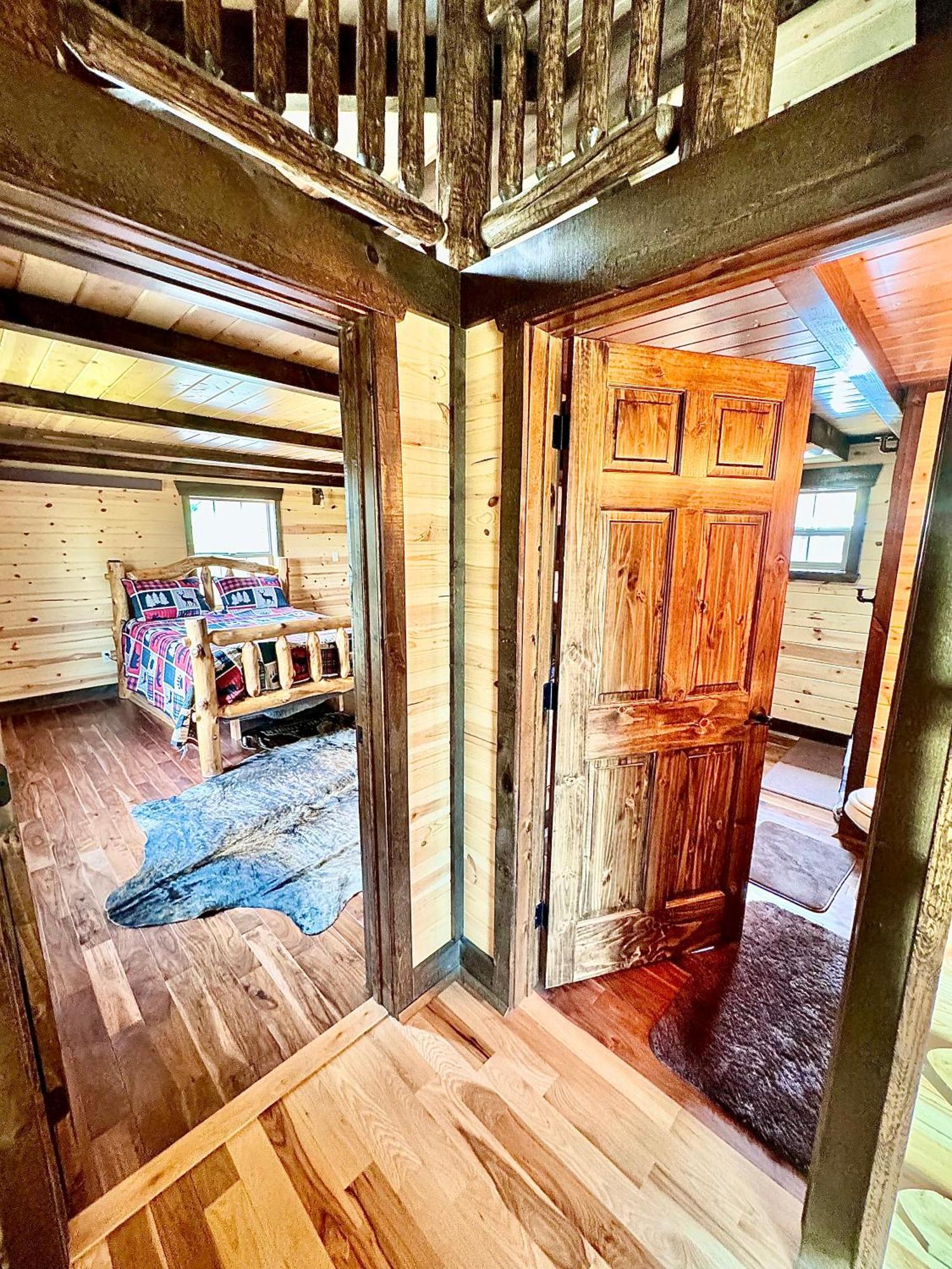 The Lodge At Devils Tower エクステリア 写真