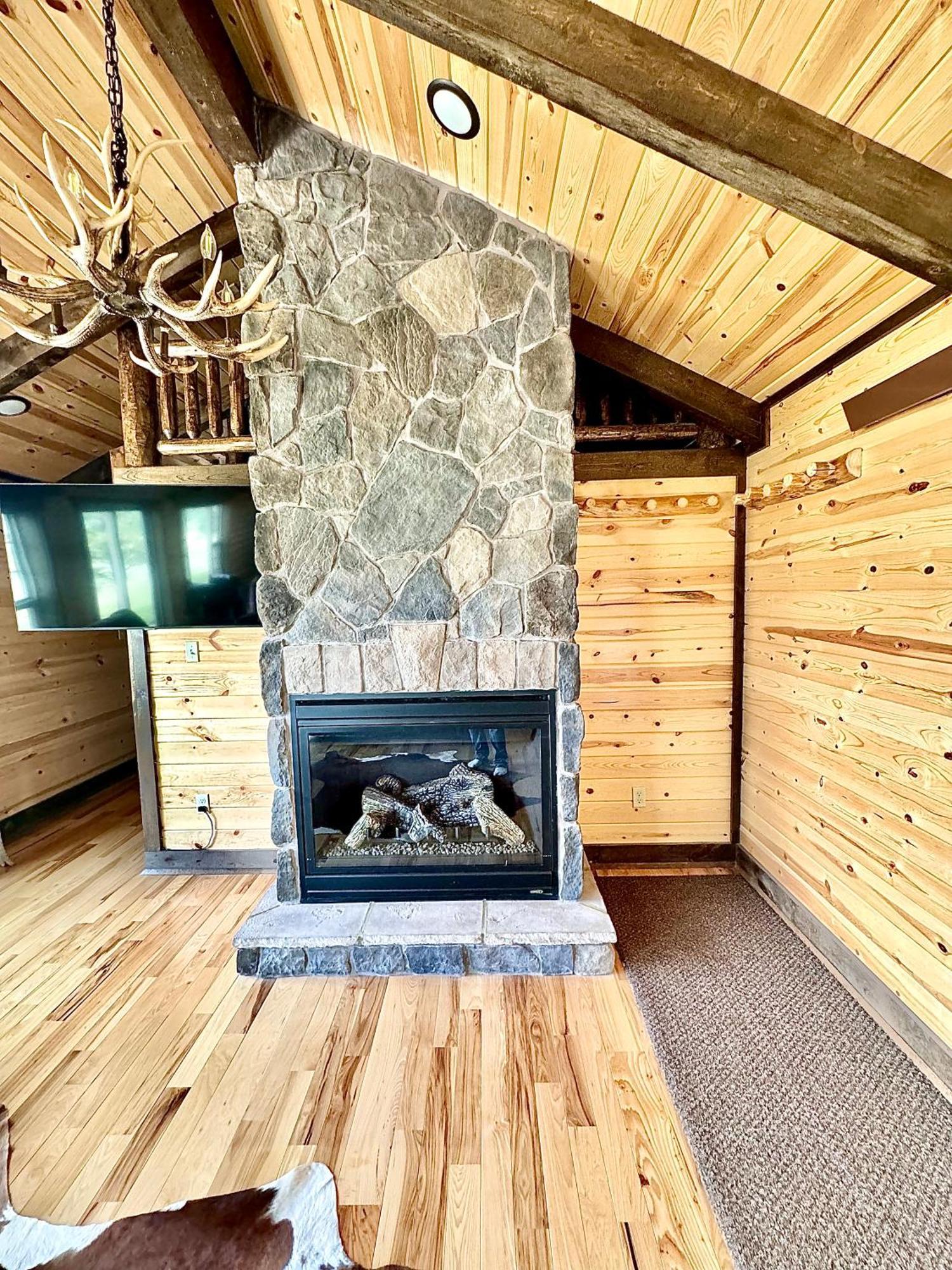 The Lodge At Devils Tower エクステリア 写真